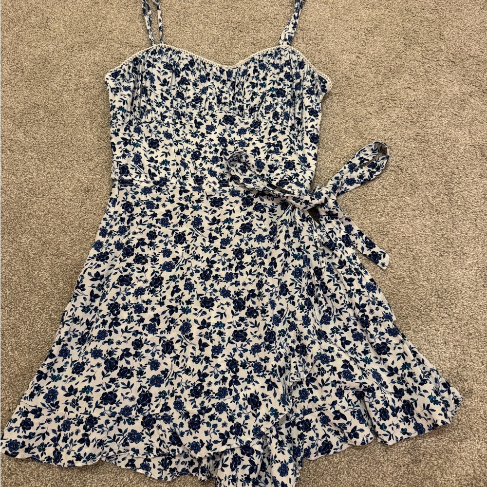 ✨ Altar'd State Blue and White Floral Mini Dress